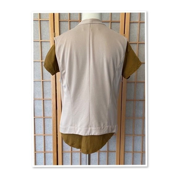 BCBGMaxazria Ryland Draped Front Vest in Taupe size XS - Picture 6 of 9